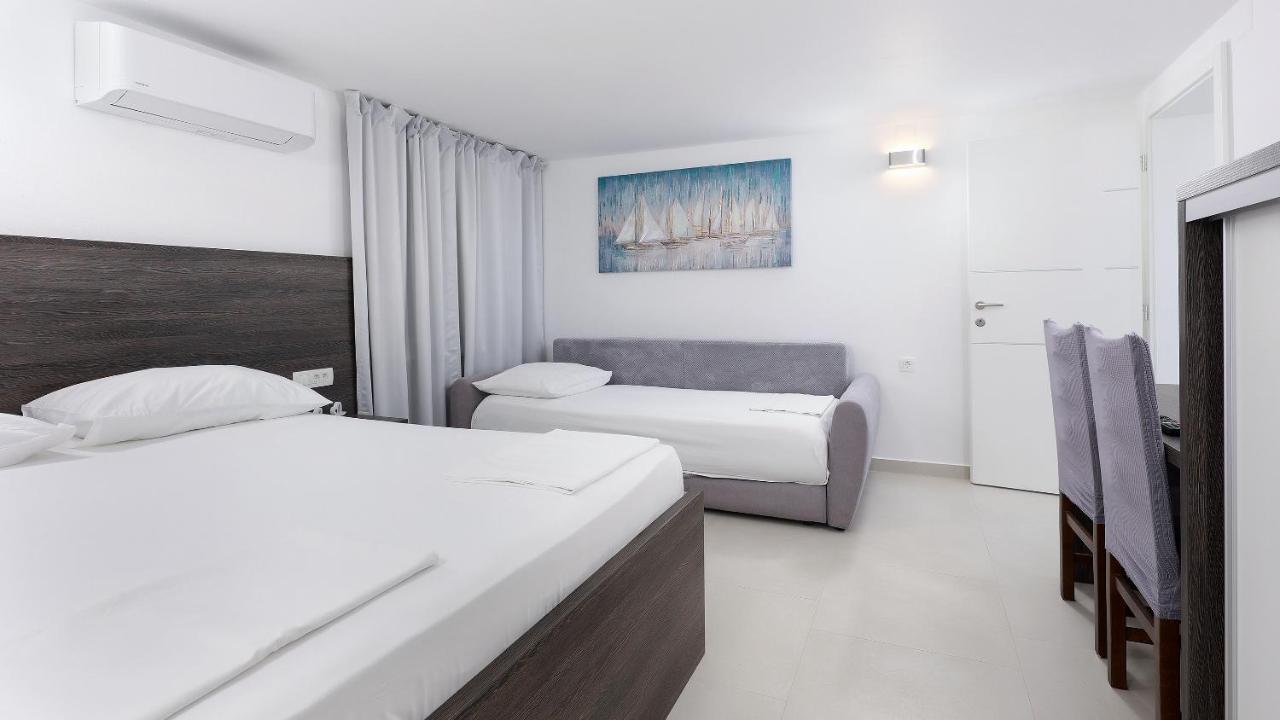 Apartment Vegas Novalja Extérieur photo