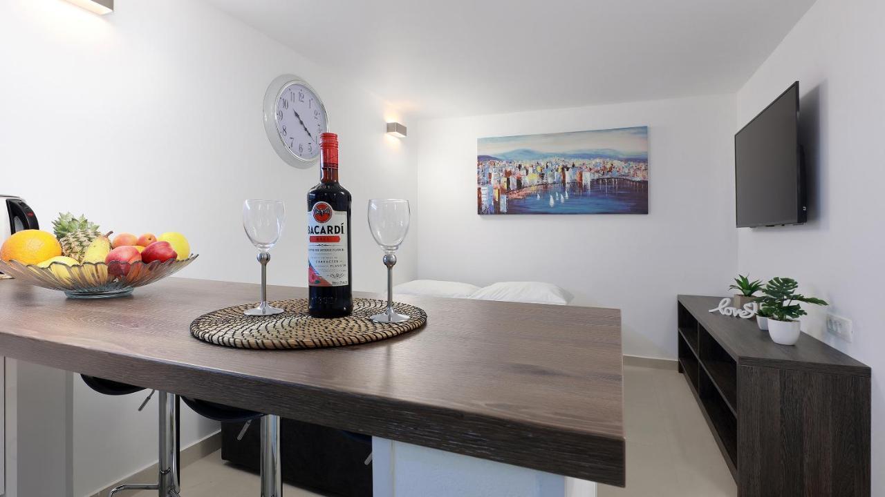 Apartment Vegas Novalja Extérieur photo